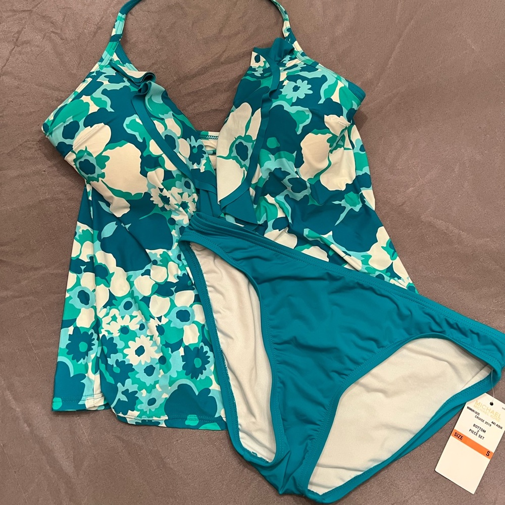 Michael Kors ruffle tan mini set
